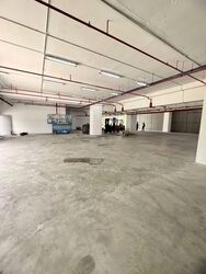 Pioneer Road (D22), Warehouse #538112361